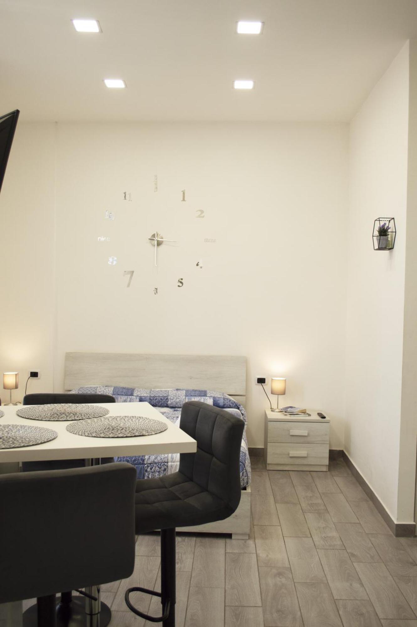 O Sole Mio Apartment Napoli Bagian luar foto
