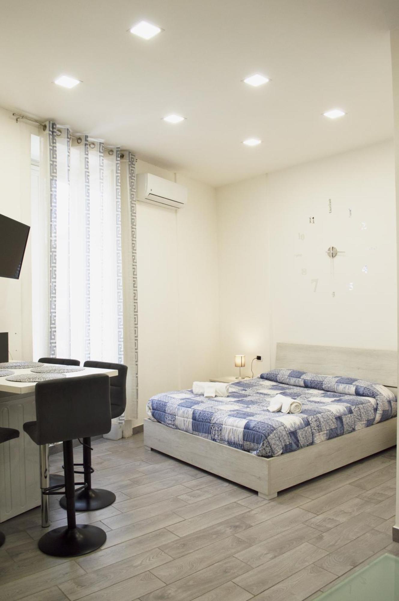 O Sole Mio Apartment Napoli Bagian luar foto
